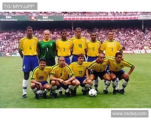 全球足球历史进球数排名前十球星揭秘 各大传奇锋线表现回顾 全球足球历史进球数排名前十球星揭秘 各大传奇锋线表现回顾