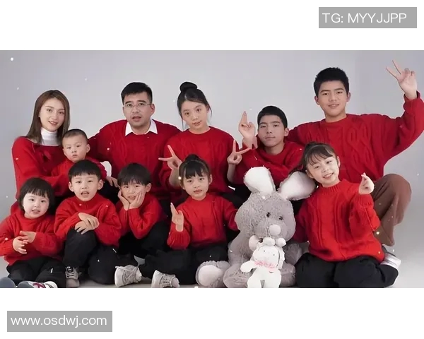 足球巨星家庭揭秘 三个孩子名字背后的故事与意义