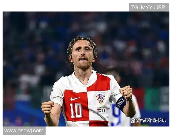 一二月出生的足球巨星们:盘点那些冬季生日的传奇人物